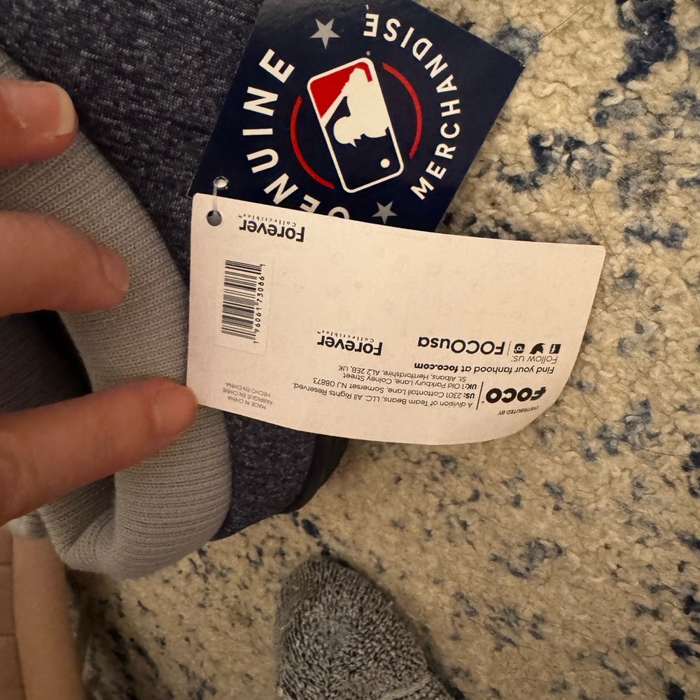 New York Yankees Slippers - Picture 6 of 6